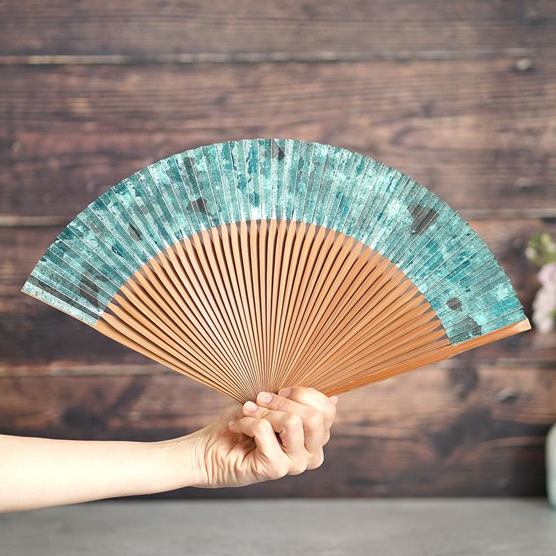 【扇子】箔彩 hakuiro 水浅葱 7.5寸 | 京扇子 | 米原康人 - Image 5
