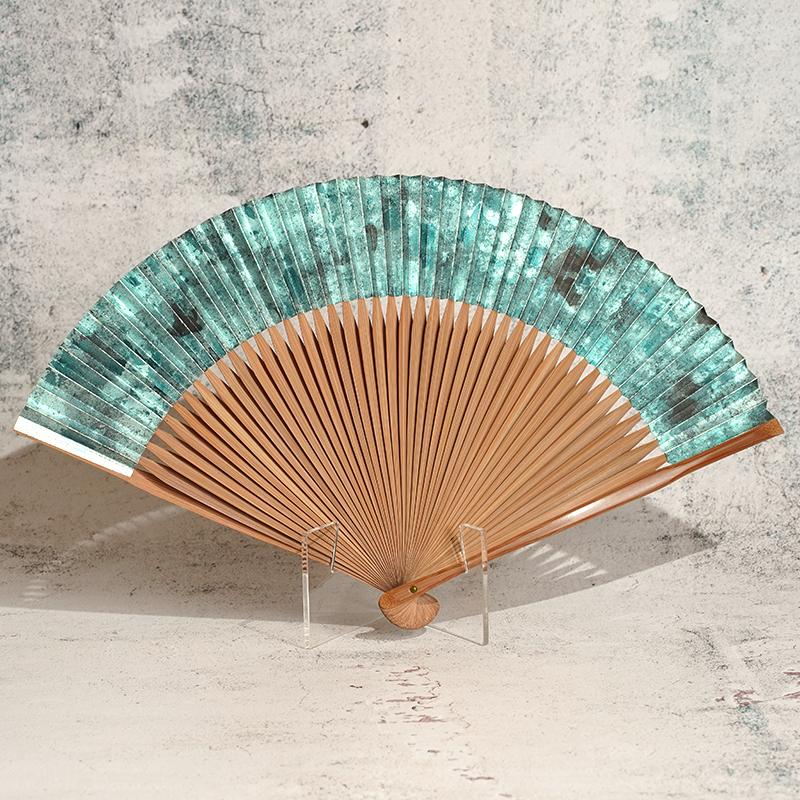 【扇子】箔彩 hakuiro 水浅葱 7.5寸 | 京扇子 | 米原康人 - Image 7