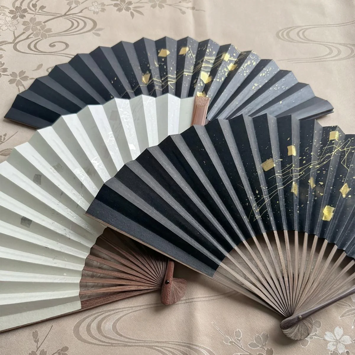 【扇子】箔図 image3 7寸 | 京扇子 | 米原康人 - Image 2