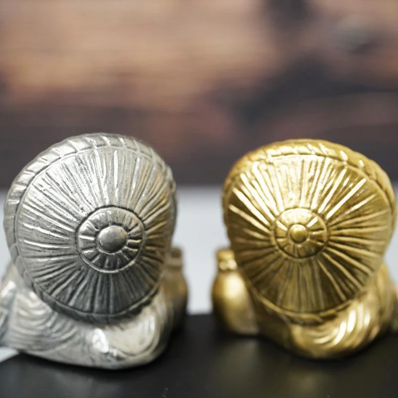 【置物】九谷焼コラボ Tanutanu 金銀セット | 信楽焼 - Image 3