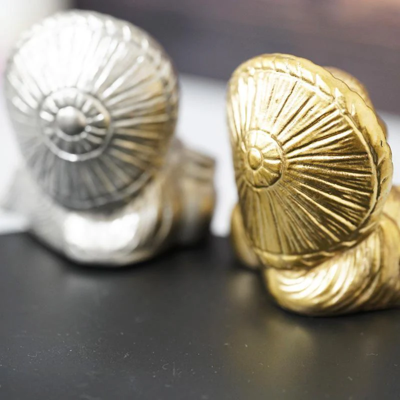 【置物】九谷焼コラボ Tanutanu 金銀セット | 信楽焼 - Image 4