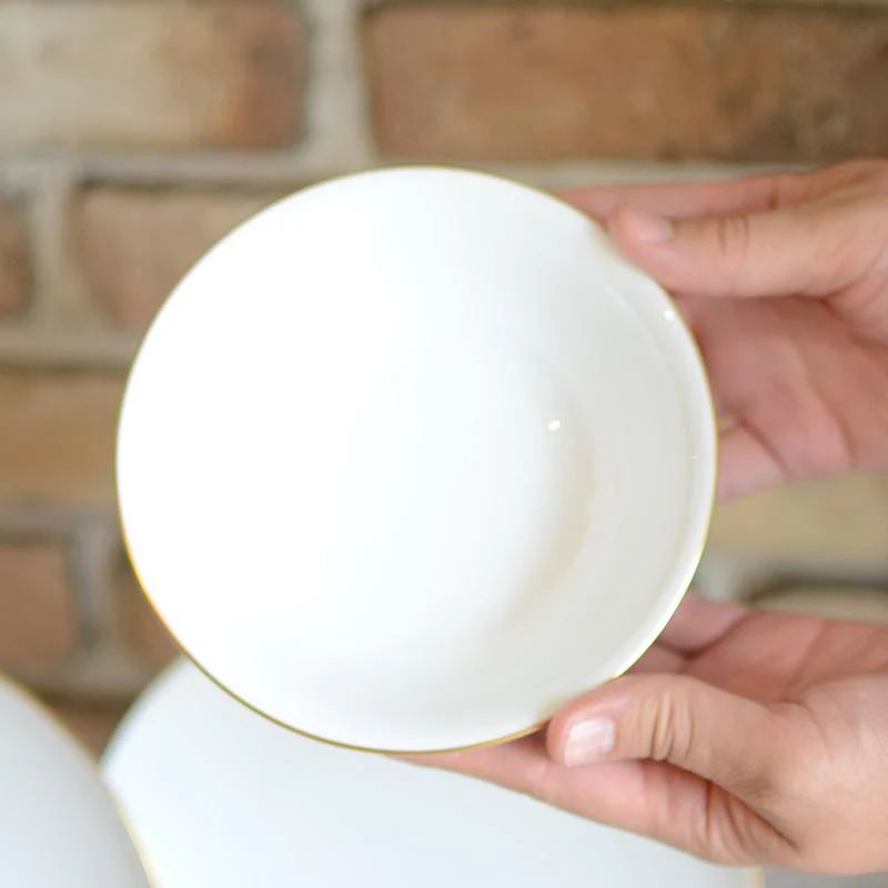 【磁器】大倉陶園 ゴールドライン（クープシェープ） ブランチセット（ミート皿、ポリッジボール、モーニングカップ各2点） - Image 4
