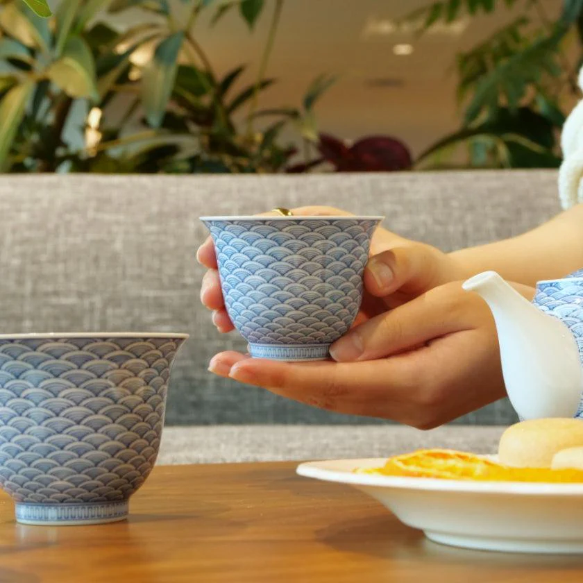 【湯呑み】そり仙茶 (2ヶ) 平戸青海波 | 三川内焼 | 平戸松山窯 - Image 15