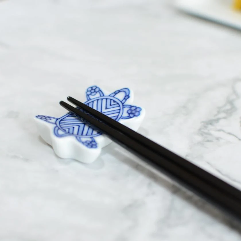 【輪島うるし箸 】橋本幸作漆器店 手描き蒔絵箸 富士桜 黒 (1膳, 名入れ可) - Image 5