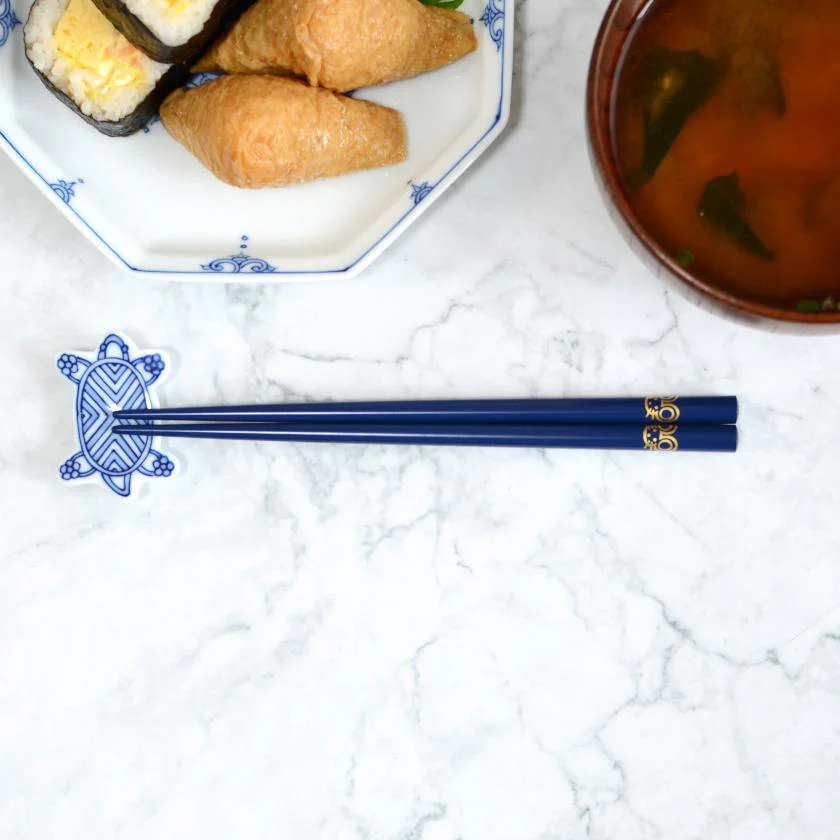 【輪島うるし箸 】橋本幸作漆器店 干支 こども箸 ねずみ 藍 (1膳, 名入れ可) - Image 3