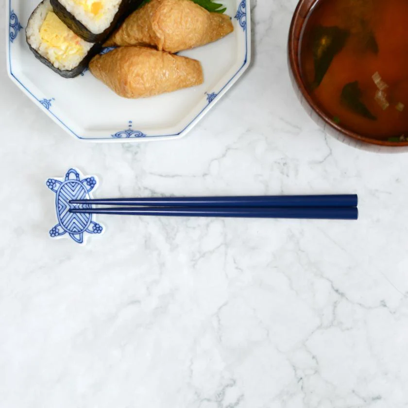 【輪島うるし箸 】橋本幸作漆器店 干支 こども箸 へび 藍 (1膳, 名入れ可) - Image 2