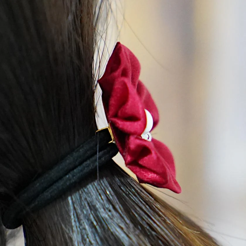 【アクセサリー】茜 (丸ブローチ、六角ブローチ、ヘアクリップ、ヘアゴム 4点セット ) | つまみ細工 - Image 7