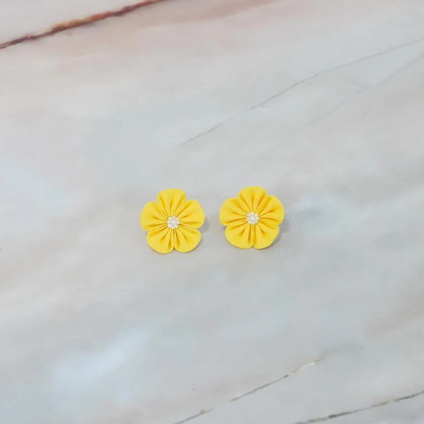 【アクセサリー】ゴールデンイエロー (バレッタ、ハットピンブローチ、ピアス、ヘアピン 4点セット ) | つまみ細工 - Image 11