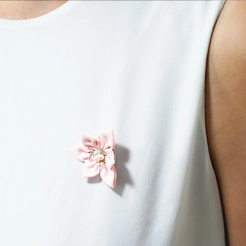 【アクセサリー】桜 (バレッタ、三角ブローチ、四角ブローチ、丸ブローチ 4点セット ) | つまみ細工 - Image 3