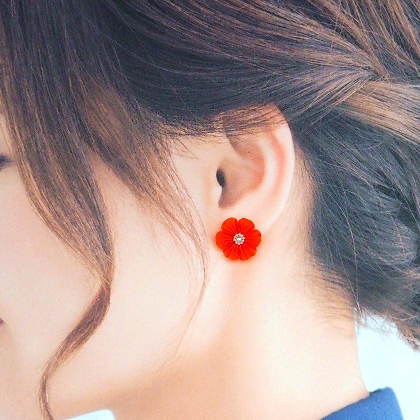 【ピアス】クロースフラワー 柑子 (こうじ) | つまみ細工 - Image 4