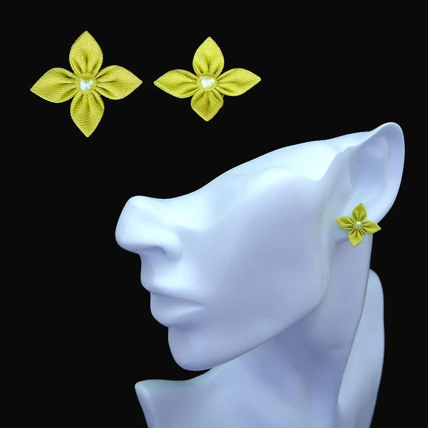 【ピアス】クロースフラワーピアス サニーイエロー色 | つまみ細工 | eつまみ - Image 3