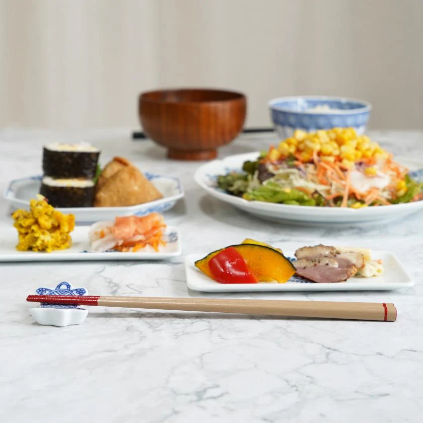 【漆 十八膳塗】十八膳 箸 こま 朱 (1膳) - Image 3