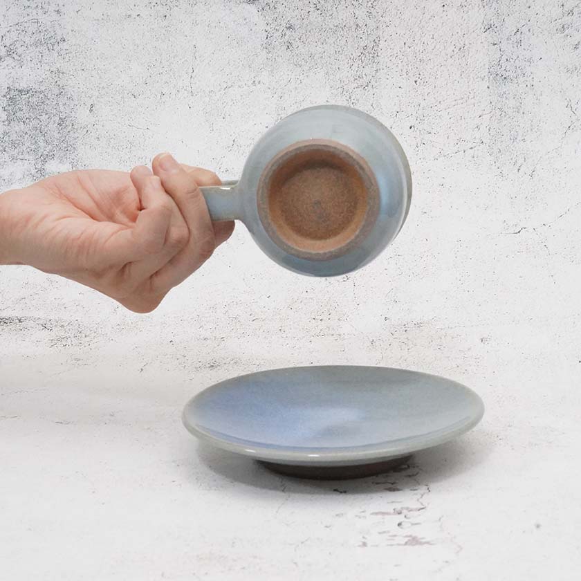 【大谷焼】佳実窯 コーヒーカップ & ソーサー 青釉 - Image 4