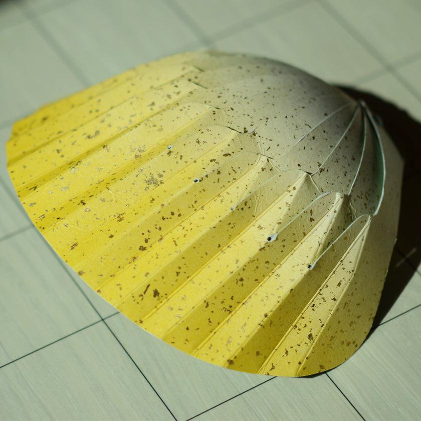 【折り紙トレイ】紙の貝殻椀 砂子黄 | 加飾技法 - Image 3