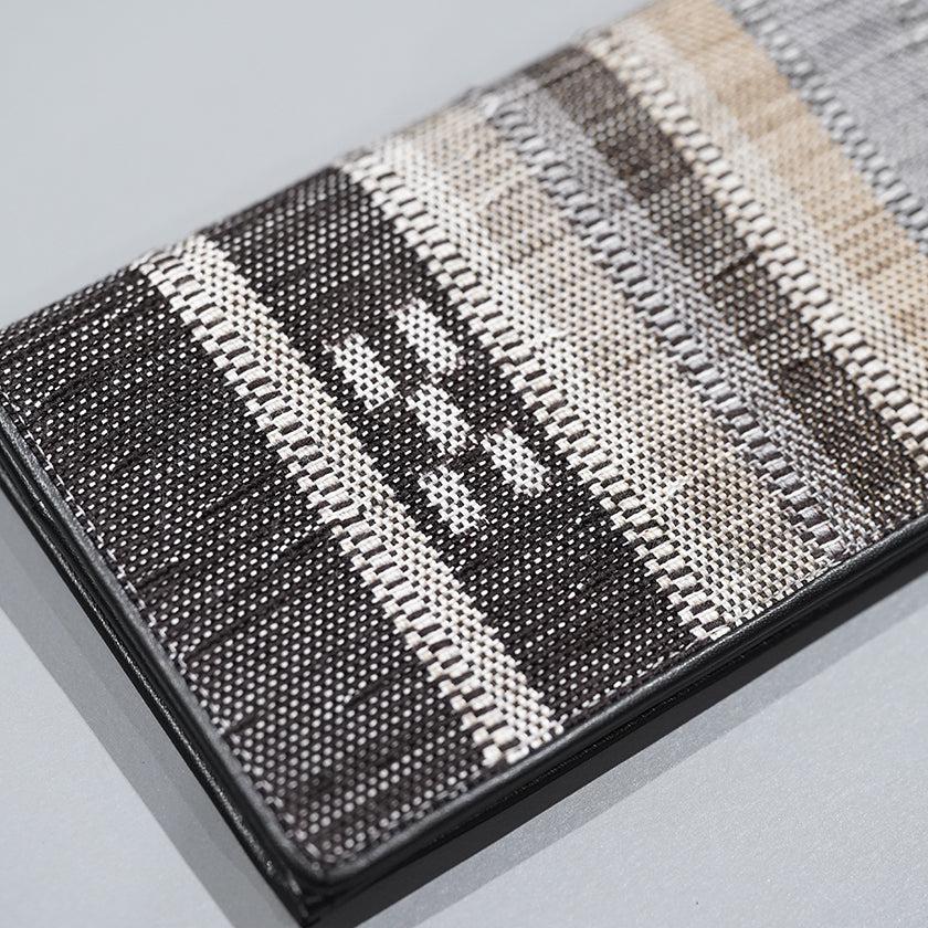 【長財布】 綾羽 (グレー茶) 束入れ前段ハギ | 八重山みんさー織り |あざみ屋 - Image 8