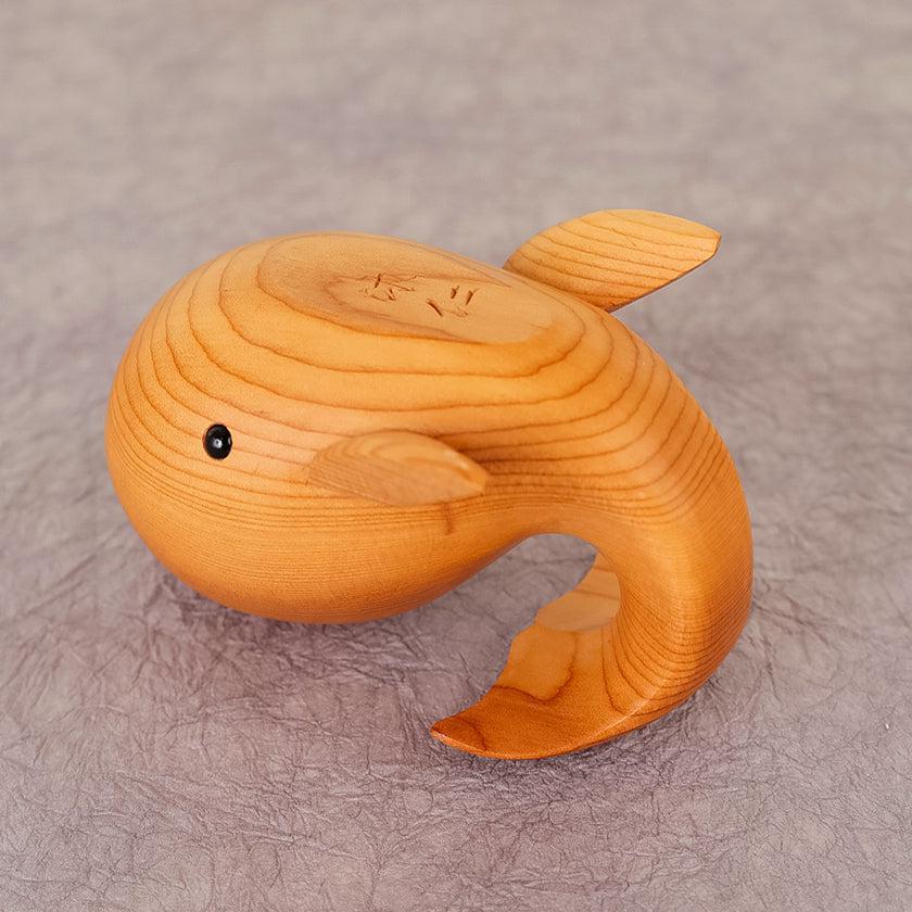 【置物】 くじら | 一位一刀彫 | 鷲塚浩 - Image 10