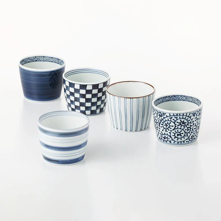【カップ 5点セット】藍屋絵変り カップ揃 | 波佐見焼 | 西海陶器 - Image 2