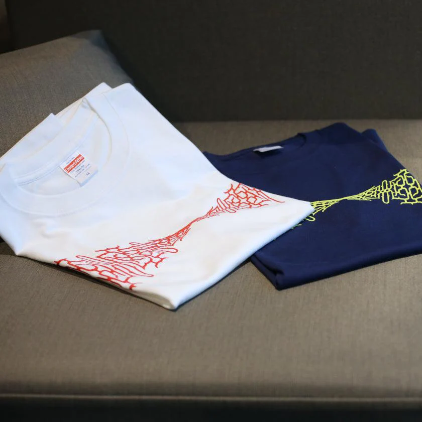 【Tシャツ】IoII 紺 | アイヌ工芸 - Image 6