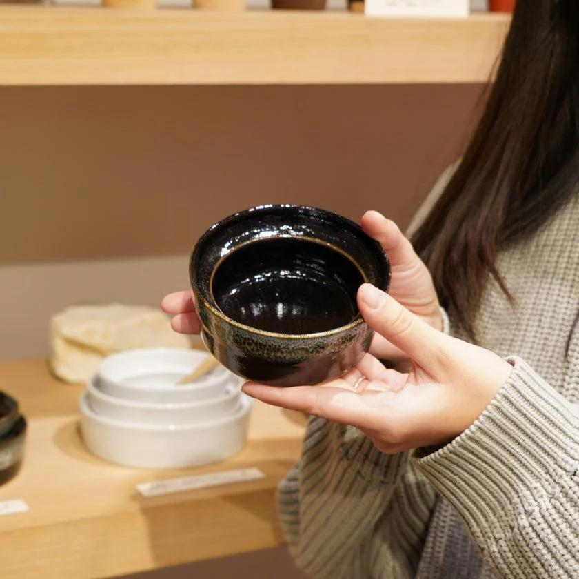【お皿】青森県から 津軽焼の こぼしにくい器 | “0歳からの伝統ブランドaeru” - Image 4