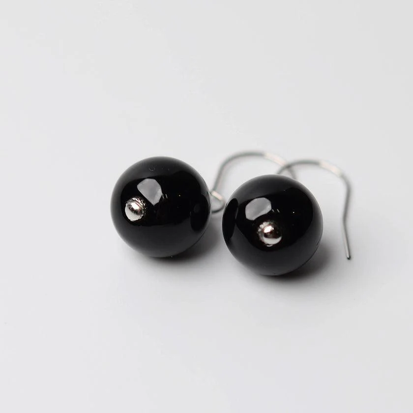 【ピアス】黒 | うるし珠 | 升井彩 本乾漆 - Image 6