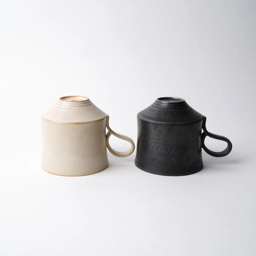 【マグカップ2個セット】Mat  (角) 黒 & 白 | 京焼・清水焼 | fuuu - Image 8