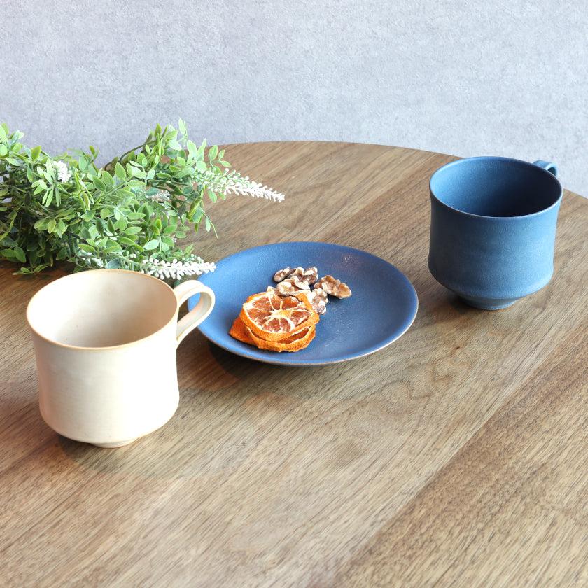 【マグカップ2個セット】Mat  (角) 青 & 白 | 京焼・清水焼 | fuuu - Image 2
