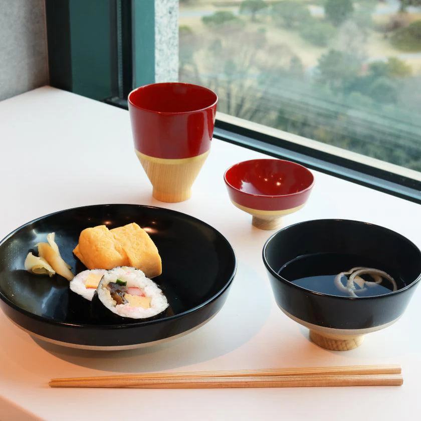【お皿】KOROMO 4点セット (浅鉢、お椀、おちょこ、カップ) | 漆器 | isuke - Image 7