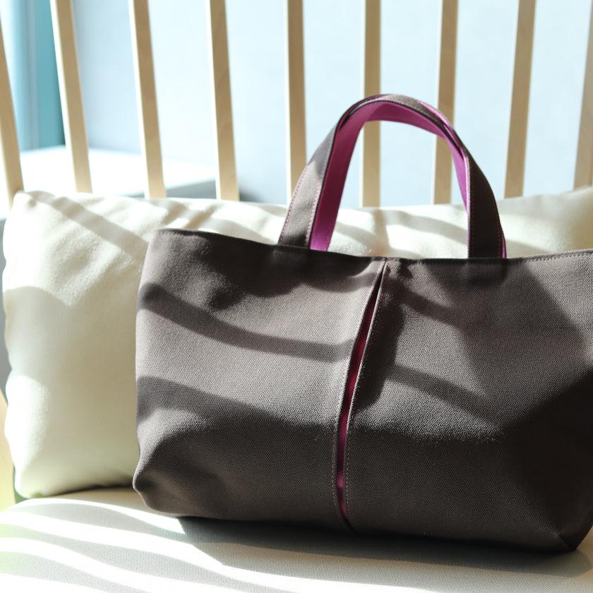 【トートバッグ】ougi pleats 帆布 YM | 布アート | KOSHO - Image 4