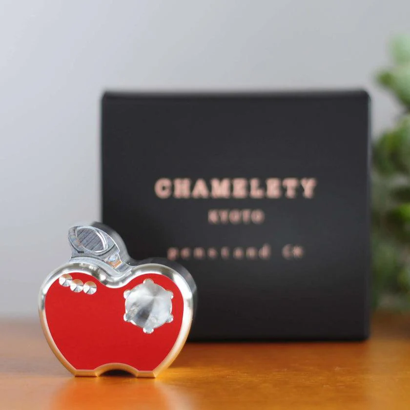 【ペン立て】赤いリンゴ Chamelety | 金属加工 | 速水製作所 - Image 7