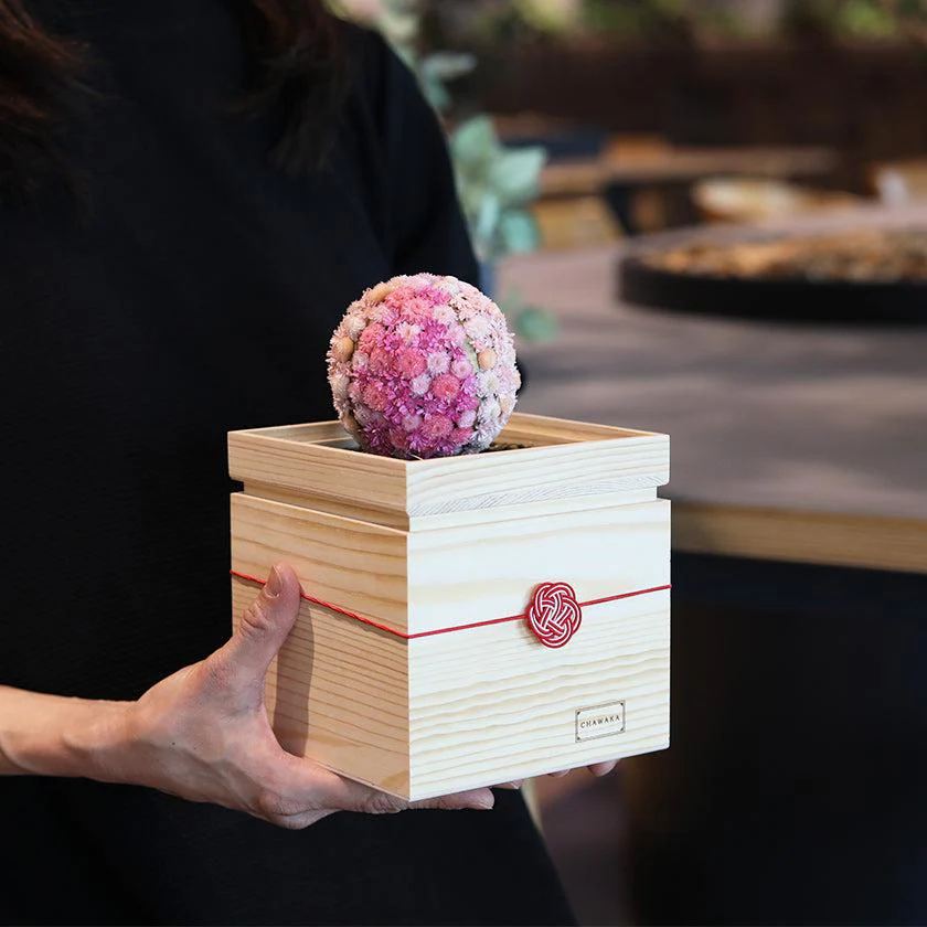 【プリザーブドフラワー】茶和花の鞠 (まり) 桜 | 宇治茶とフラワーデザイン | 茶和花 京都宇治 - Image 3