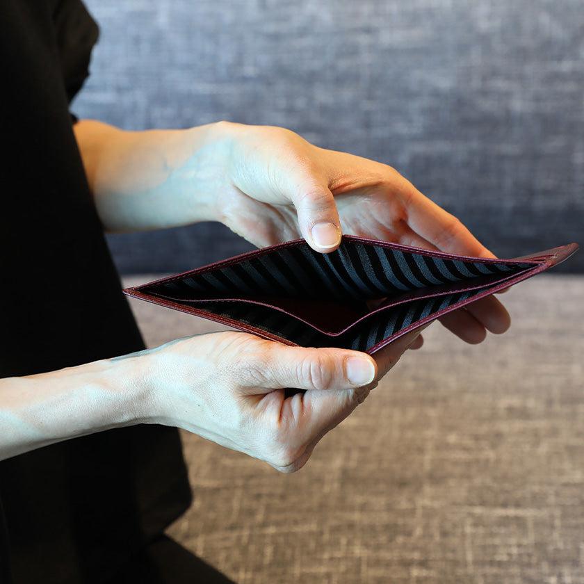 【財布】BYOBU 二つ折れ 京都の金箔押し仕上げ | 金箔押 | GOLDREAM KYOTO - Image 15
