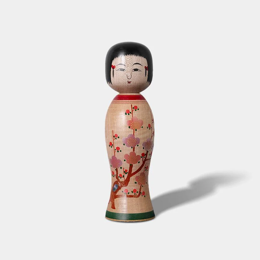 【こけし】蒔絵こけし (6寸) 梅模様 | 土湯伝統こけし |近野明裕 - Image 3