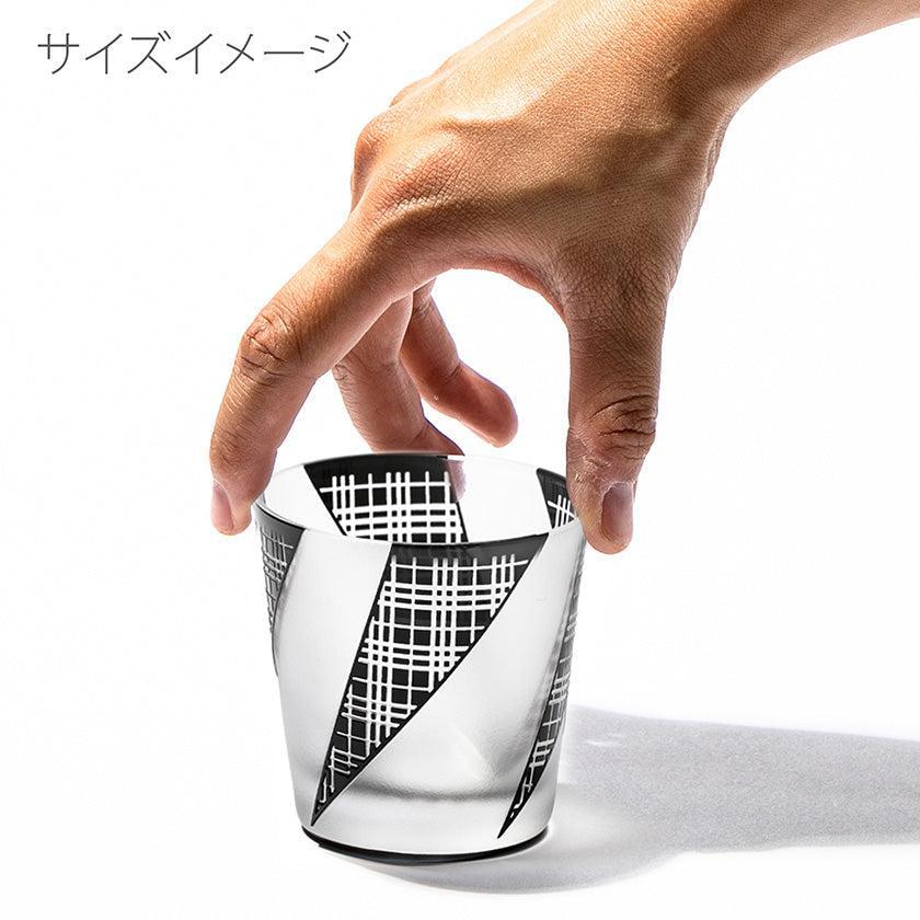 【江戸硝子】黒小紋「鹿の子」「三筋格子」「割付柄」 フリーカップ | TABLEAU - Image 13