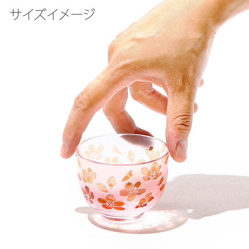【彫刻 夢柄子】桜紋 ぐい呑ペア (容量80ml) | TABLEAU - Image 8