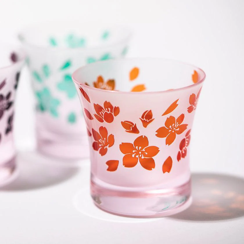 【彫刻 夢柄子】桜紋 ぐい呑 (容量90ml) | TABLEAU - Image 7