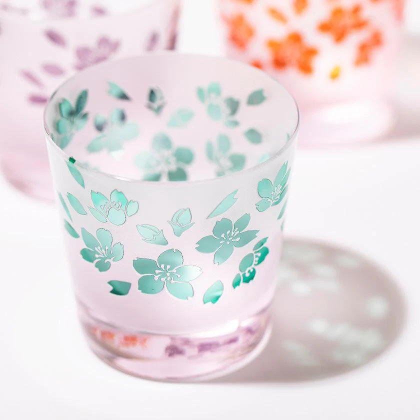 【彫刻 夢柄子】桜紋 フリーカップ | TABLEAU - Image 3